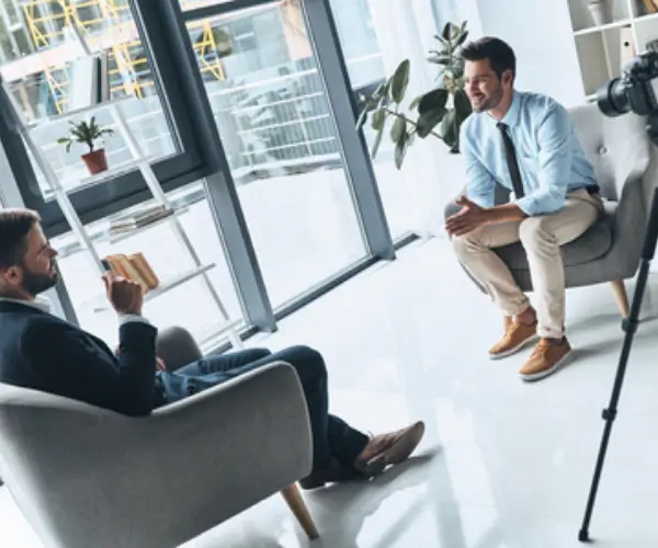 Patrick JAY expert en communication disponible pour interviews presse et médias